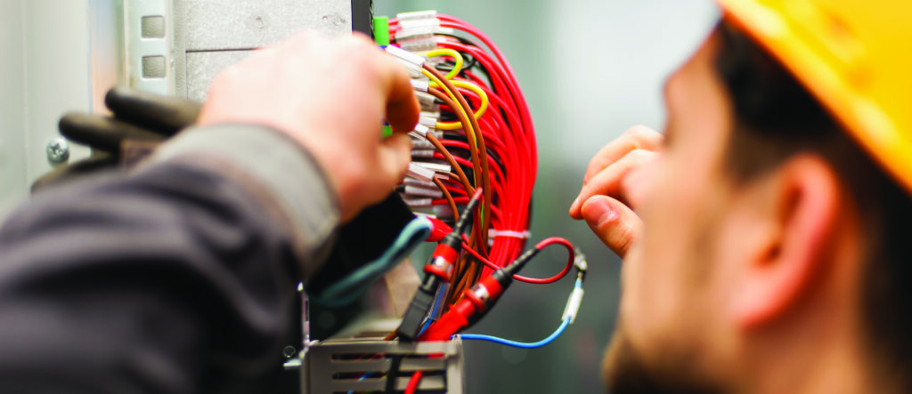 Montage électrique chez Travco