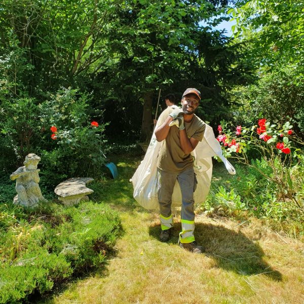 Loick - Entretien Jardin - La Serre Outil